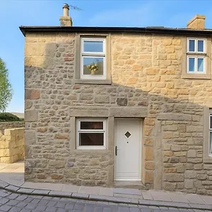 https://blossom-tree-cottage.yorkshirehotels.net